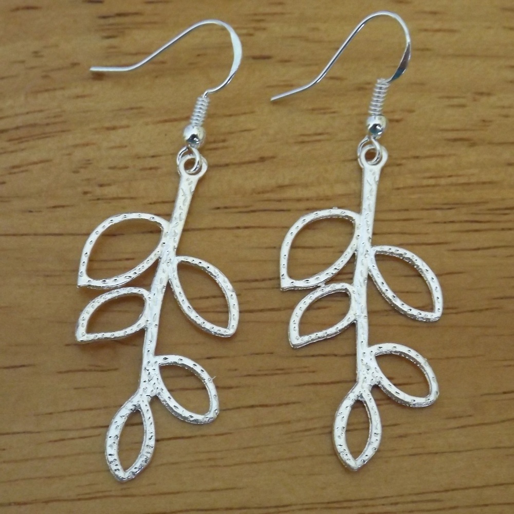 Silver plated branch earrings. NEW (#1913)